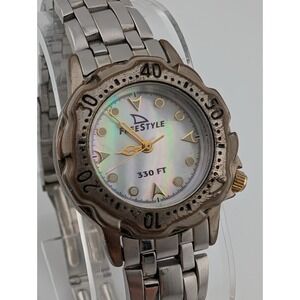 Freestyle Shark Watch Women Rotating Bezel MOP Dial Silver 6.5" Band New Battery